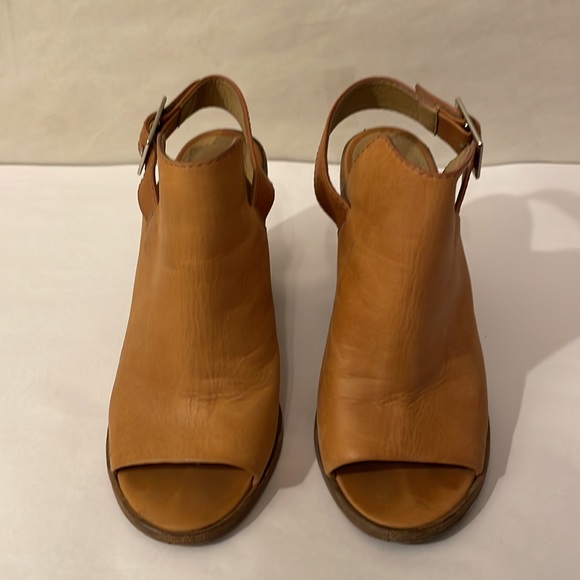 Steve Madden Tallen Stacked Heel Sandals - Picture 2 of 9